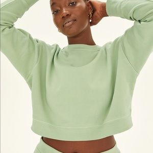 Girlfriend Collective Sweater in Pistachio Sz Sm